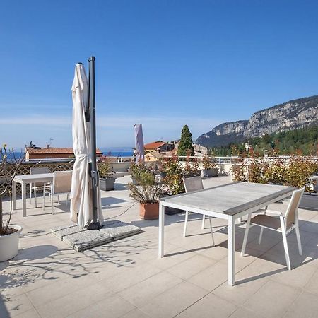 La Rocca Suite Garda  Exterior photo