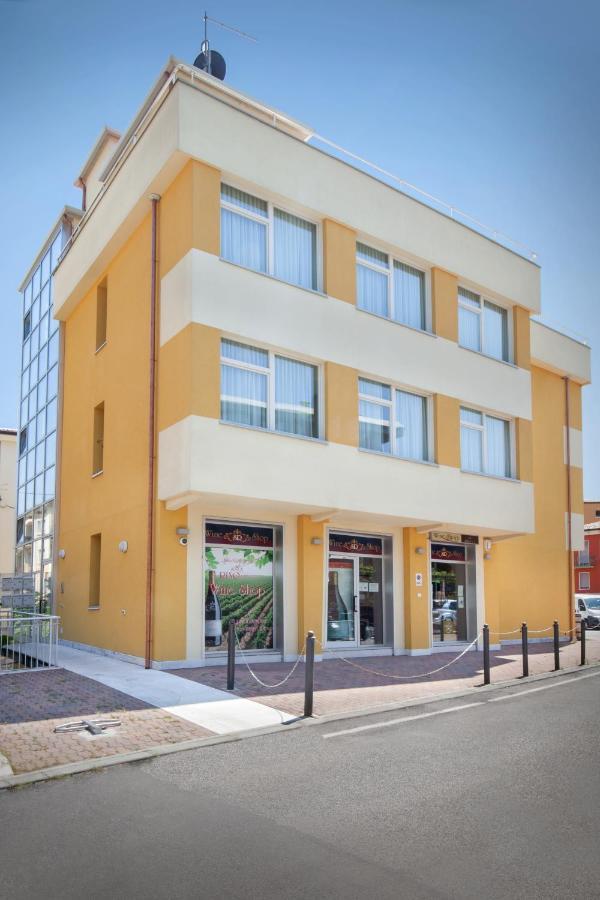 La Rocca Suite Garda  Exterior photo